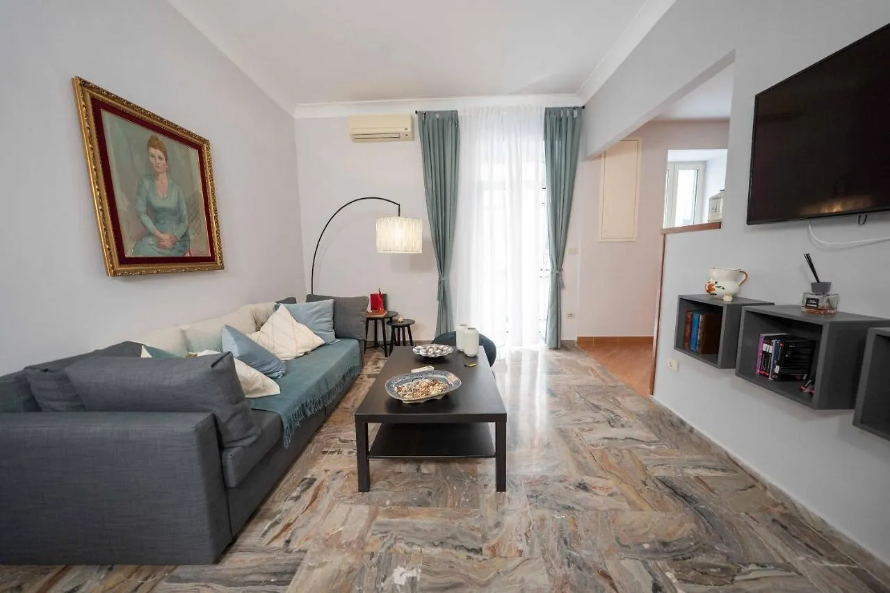 I Due Balconcini By Dimorra Apartment Naples
